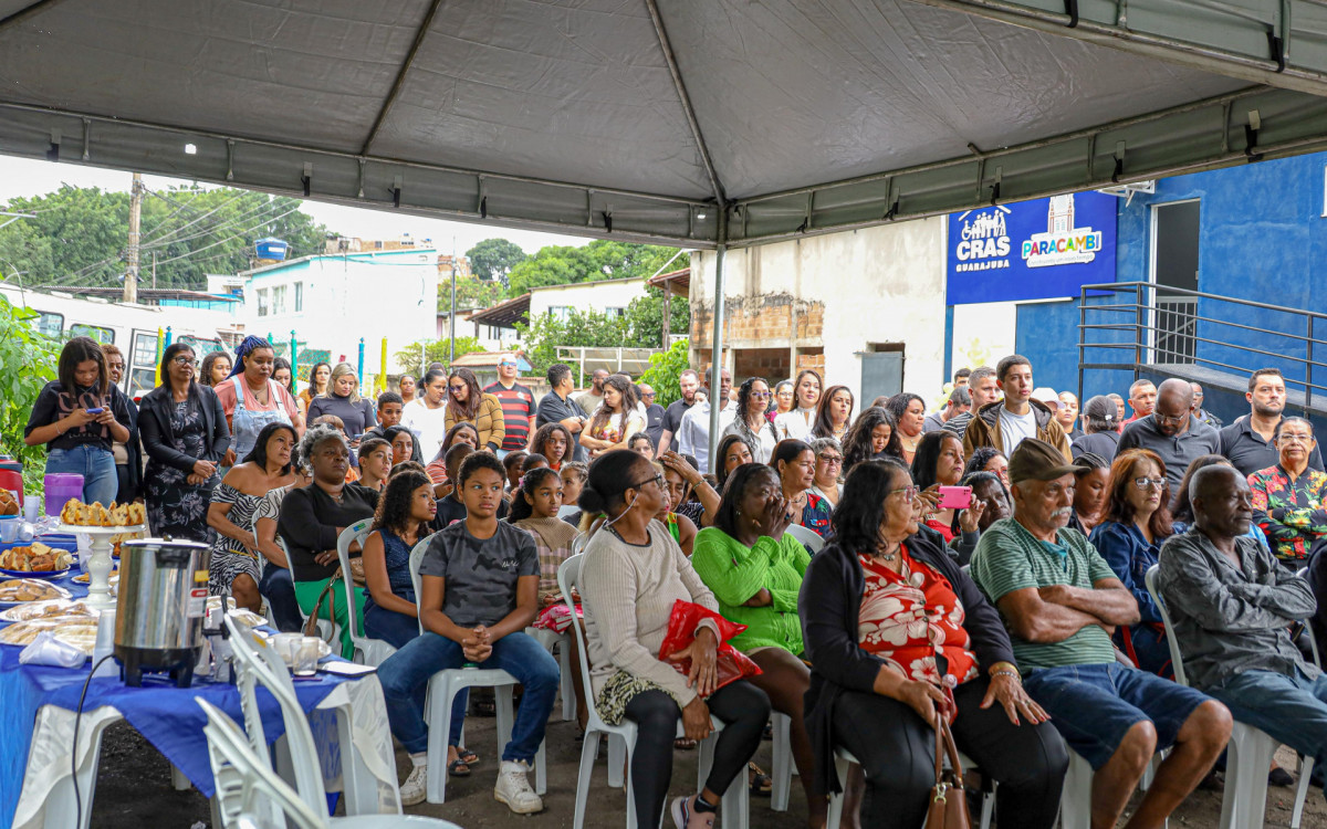 População presente na inauguração da unidade