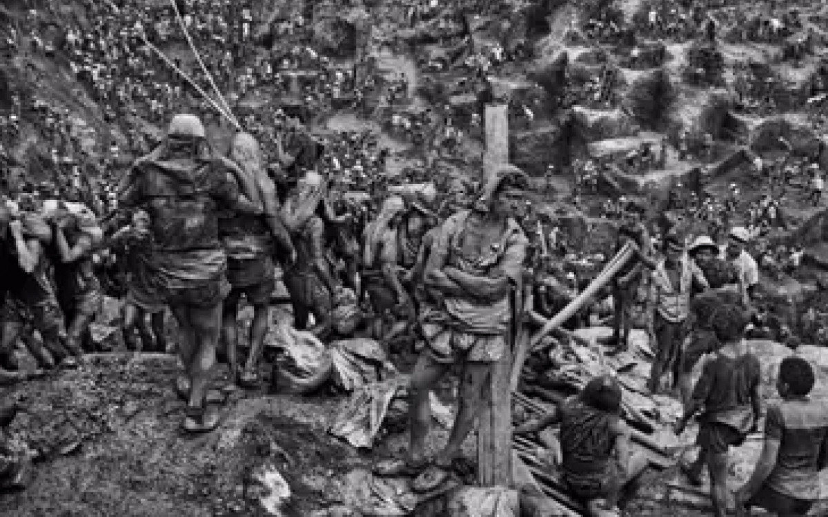 Mineiro foi mestre na arte de retratar a alma humana e do planeta em preto e branco - Sebastião Salgado/ institutoterra.org