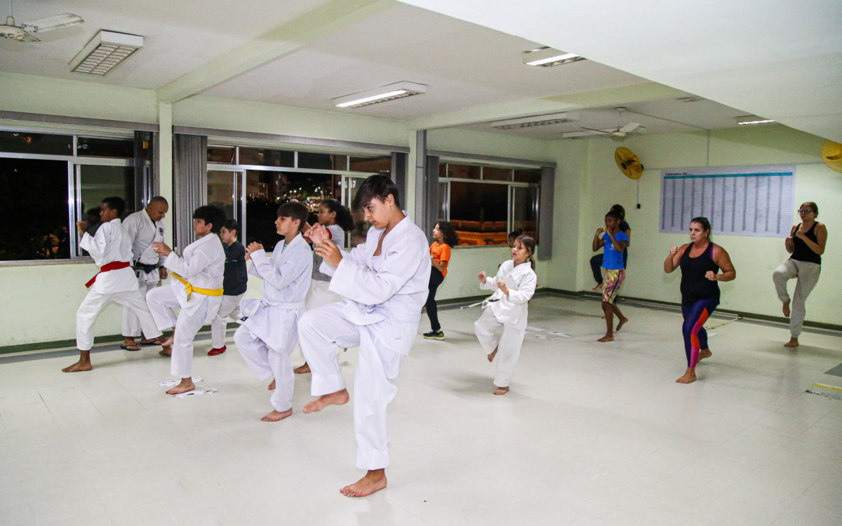 Aulas de karate do Agita Petrópolis