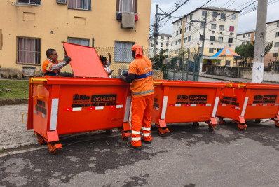Conjunto habitacional em Barros Filho recebe 25 contêineres para descarte de lixo