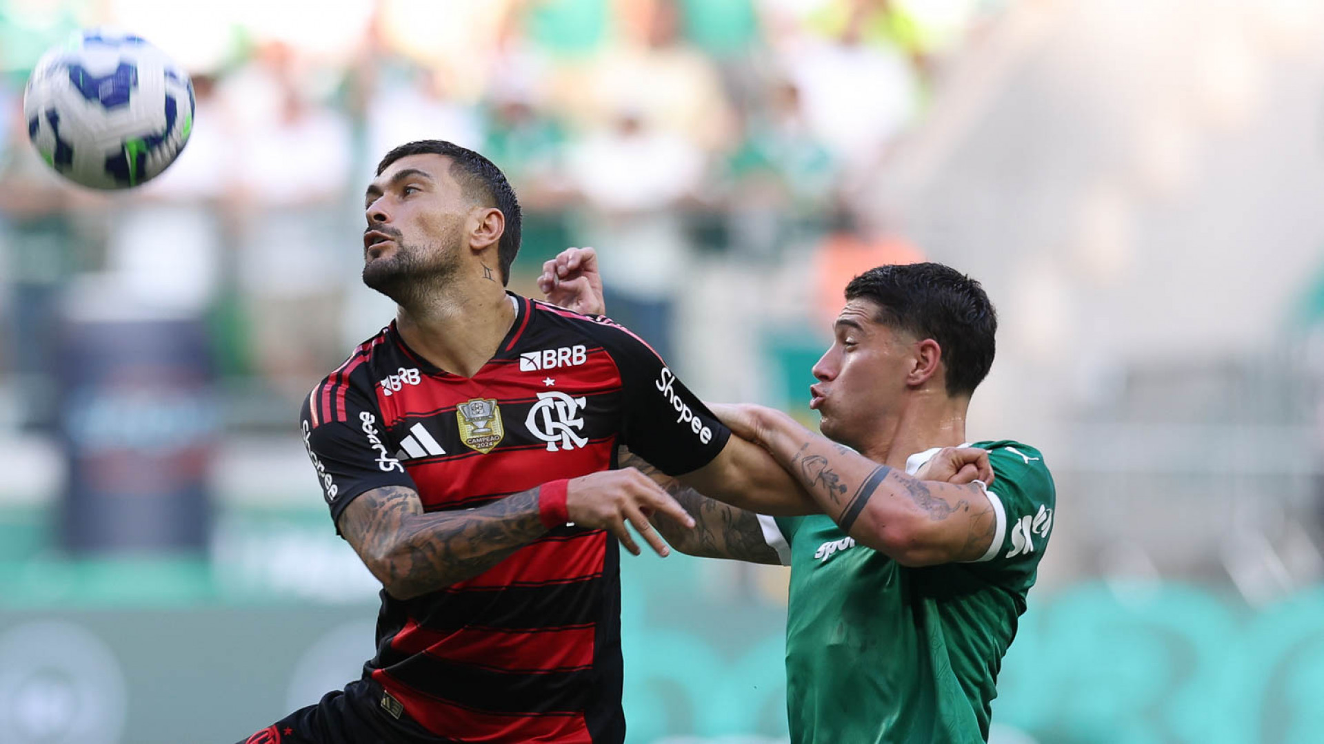 Arrascaeta e Emiliano Martínez em Palmeiras x Flamengo - Cesar Greco/Palmeiras