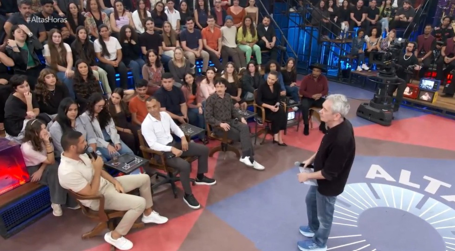 Cauã Reymond conta sobre a vida pessoal no 'Altas Horas' - Reprodução Globoplay