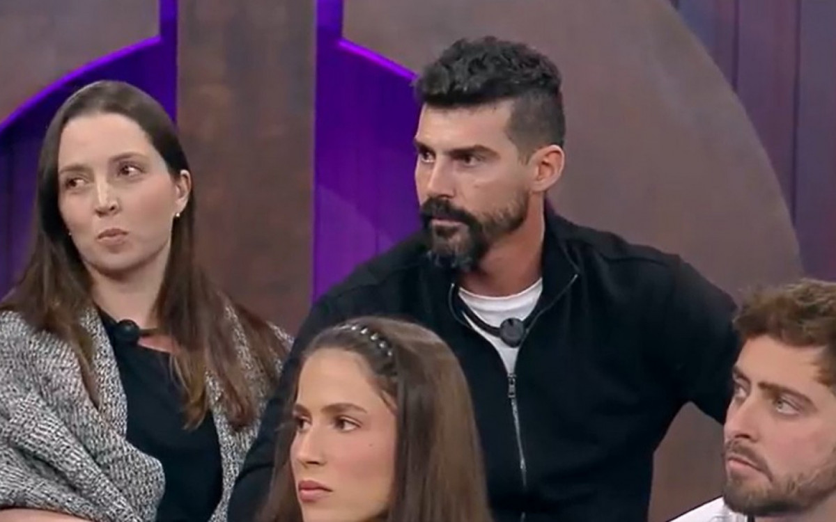 Carol e Radamés - Reprodução/Record