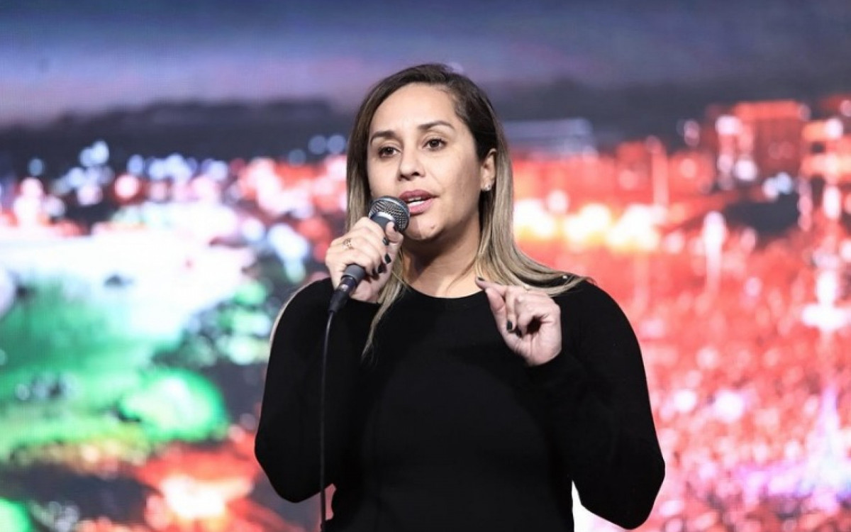 Prefeita Daniela Soares (PL) na Feira Literária 