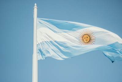 Argentina emitirá dívida denominada em dólar com pagamento em peso