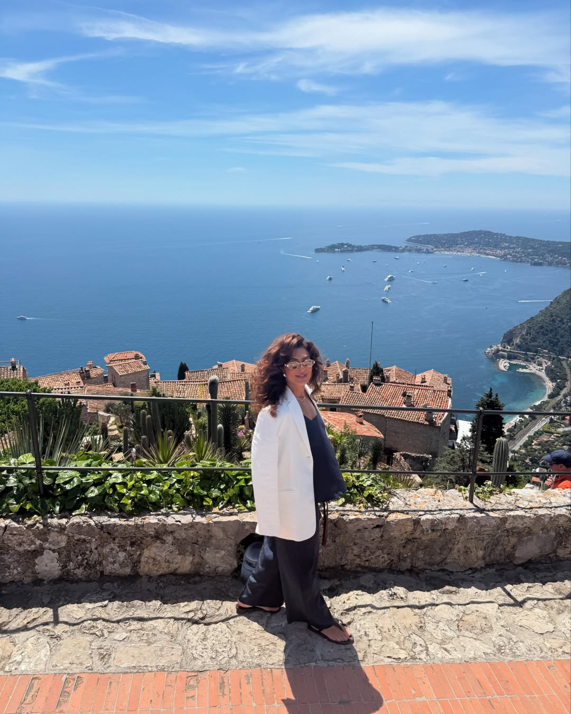 Juliana Paes aproveita momento de descanso na Fran&ccedil;a: 'Del&iacute;cia de lugar' - Reprodu&ccedil;&atilde;o / Instagram