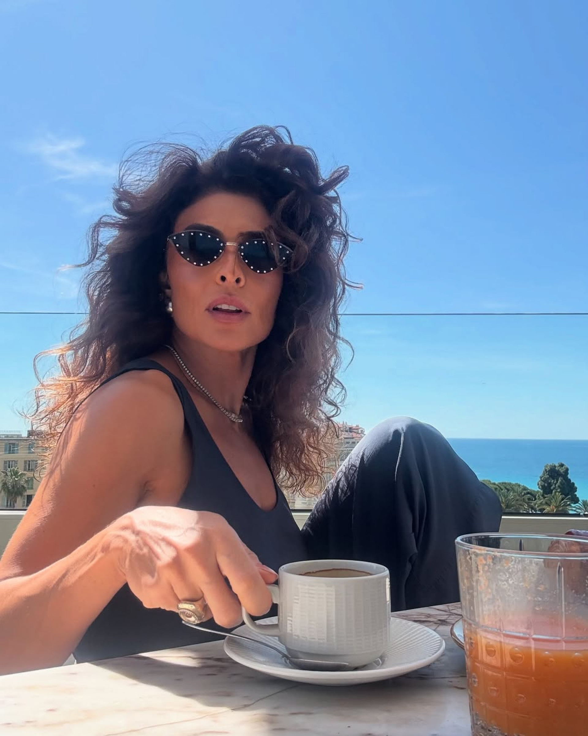 Juliana Paes aproveita momento de descanso na Fran&ccedil;a: 'Del&iacute;cia de lugar' - Reprodu&ccedil;&atilde;o / Instagram