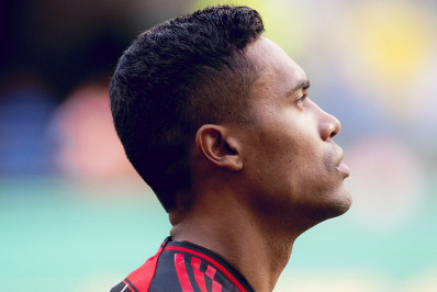 Laterais do Flamengo chegam em alta para jogo decisivo da Libertadores