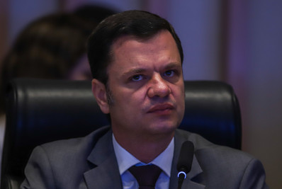 Defesa de Torres busca afastar ex-ministro de blitze no segundo turno e de live sobre urnas