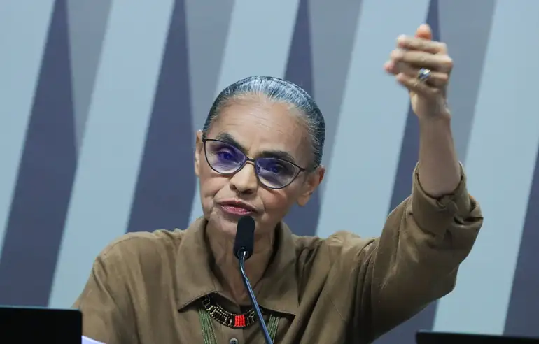 Líder da bancada feminina diz que não aceitará convocação de Marina Silva para voltar ao Senado