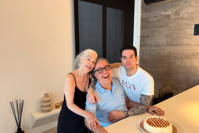 Flávio Silvino reaparece em fotos inéditas com a família