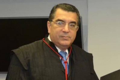 Desembargador é conduzido à delegacia por suspeita de agressão à mulher