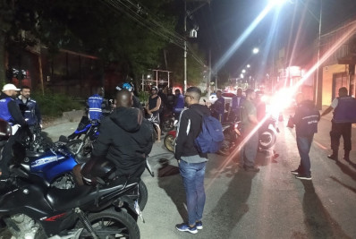 São Gonçalo apreende nove motos em operação contra escapamentos adulterados