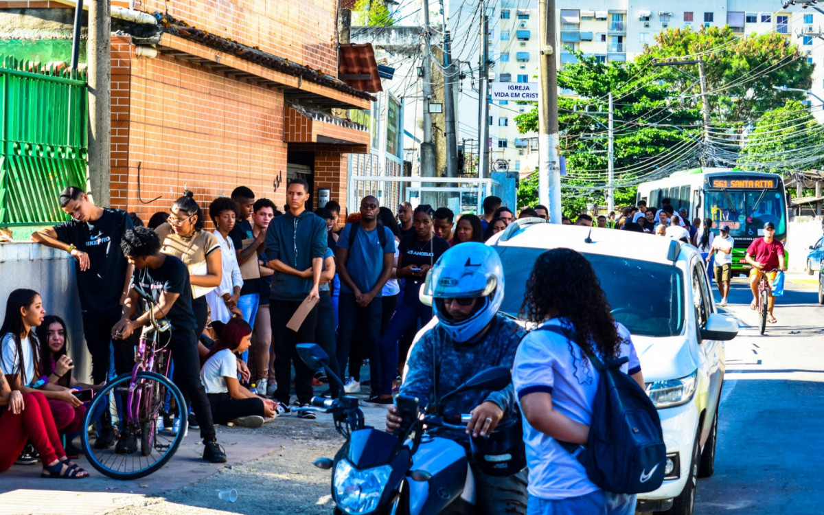 A Secretaria de Trabalho, Renda e Economia Solidária recebeu cerca de 500 candidatos