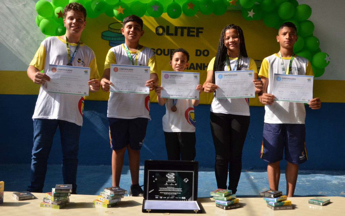 Mag&eacute; celebra conquista na Olimp&iacute;ada do Tesouro Direto de Educa&ccedil;&atilde;o Financeira - Divulga&ccedil;&atilde;o