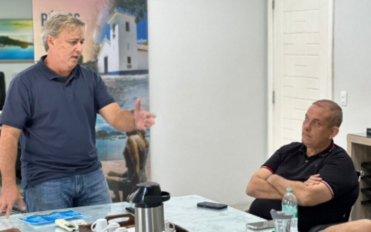 Prefeito Alexandre Martins (REP), se reúne com representantes da concessionária Prolagos