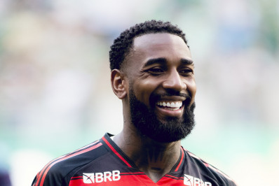 Zenit está disposto a pagar multa rescisória, e Flamengo espera decisão de Gerson