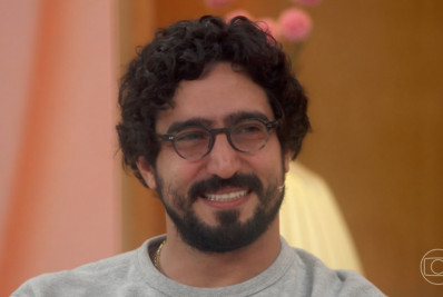 Renato Góes se emociona com mensagens de Thaila Ayala e dos filhos no 'Encontro'