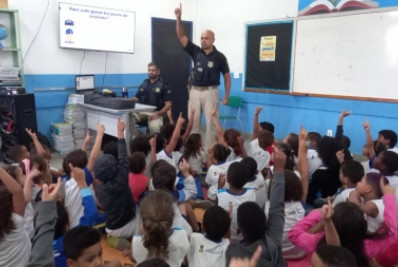 Escola em Caxias promove dia de conscientização no trânsito