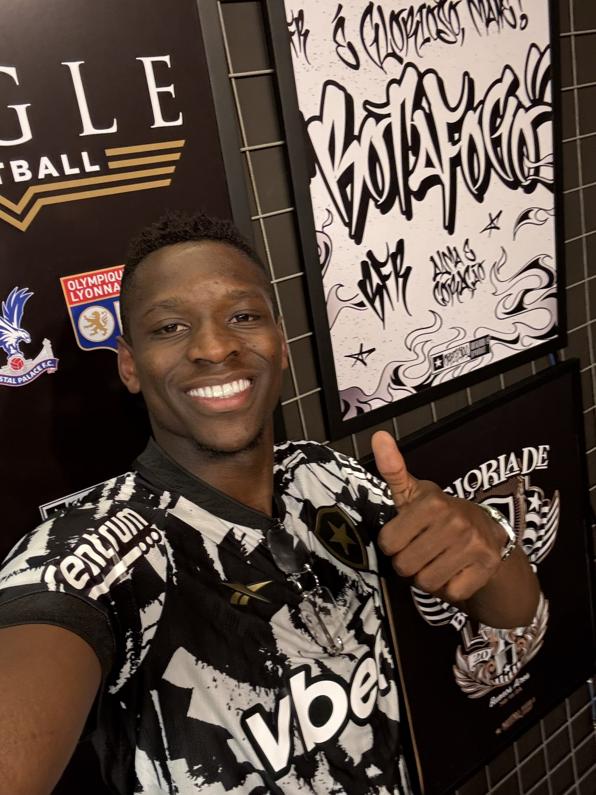 Luiz Henrique no Est&aacute;dio Nilton Santos - Divulga&ccedil;&atilde;o / Botafogo