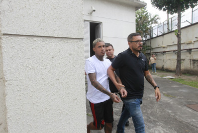 'Por que artistas de funk são considerados bandidos?', questionam especialistas após prisão de MC Poze do Rodo