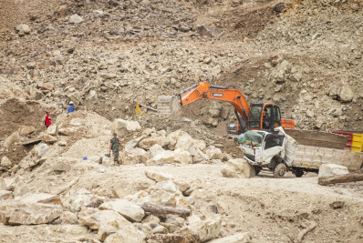 Deslizamento em mina deixa pelo menos 13 mortos na Indonésia 