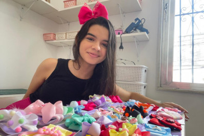 Estudante faz sucesso fazendo laços e faixinhas para recém-nascidos