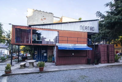 Teatro de Contêiner recebe ordem de despejo em São Paulo; artistas saem em defesa