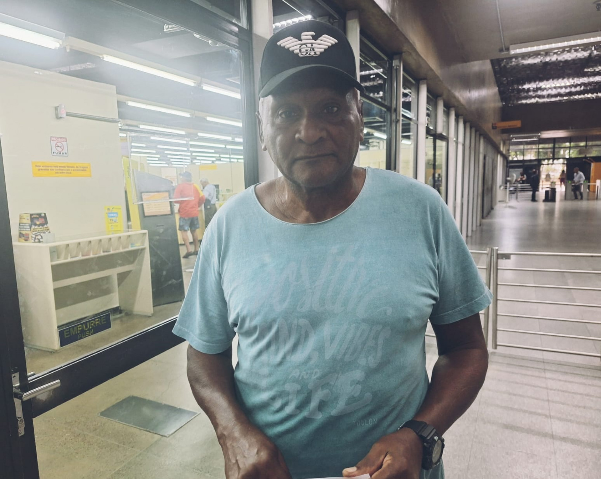 Ivo da Cruz, 70 anos, de São Cristóvão, alega três descontos indevidos no BPC - Luiz Maurício Monteiro/Agência O Dia