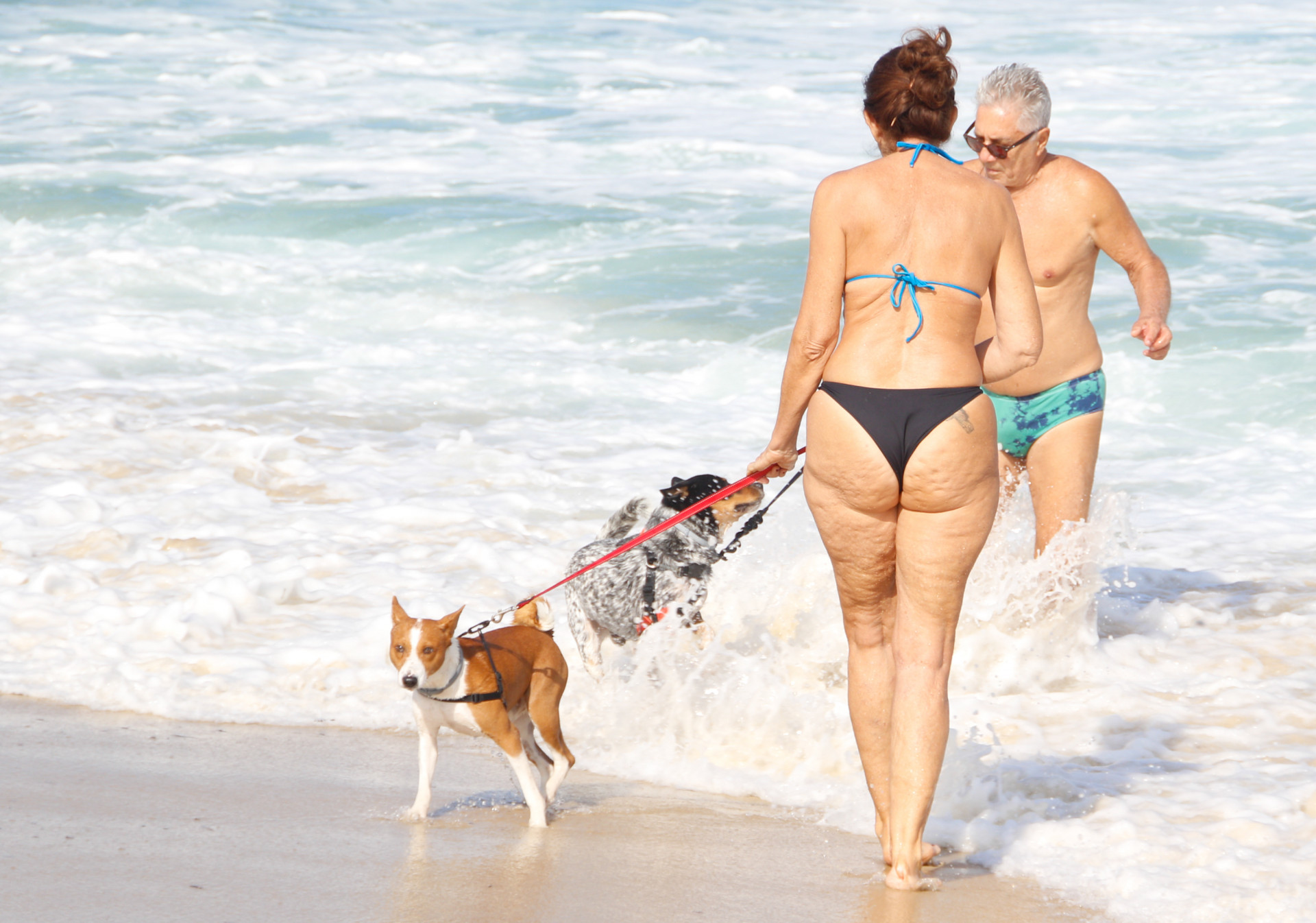 Cariocas e turistas aproveitaram s&aacute;bado ensolarado na Praia de Ipanema, na Zona Sul - &Eacute;rica Martin / Ag&ecirc;ncia O Dia 