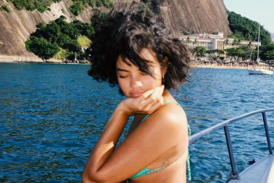 Bella Campos recebe elogios ao exibir curvas: 'Perfeita'