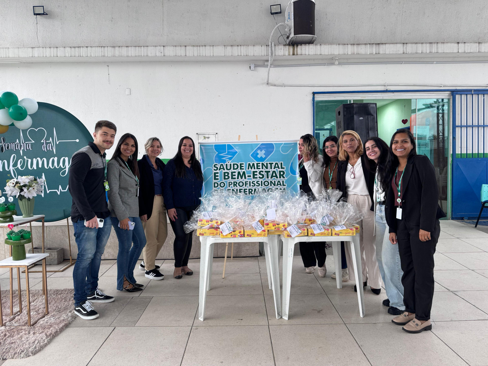 Para a subsecret&aacute;ria de Aten&ccedil;&atilde;o B&aacute;sica, Hellen Santos, o objetivo da a&ccedil;&atilde;o foi lembrar aos profissionais o quanto s&atilde;o essenciais, n&atilde;o apenas para o sistema de sa&uacute;de, mas para cada vida que tocam - Divulga&ccedil;&atilde;o / PMJ