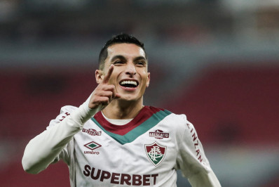 Fluminense tem atuação convincente e derrota o Internacional no Beira-Rio