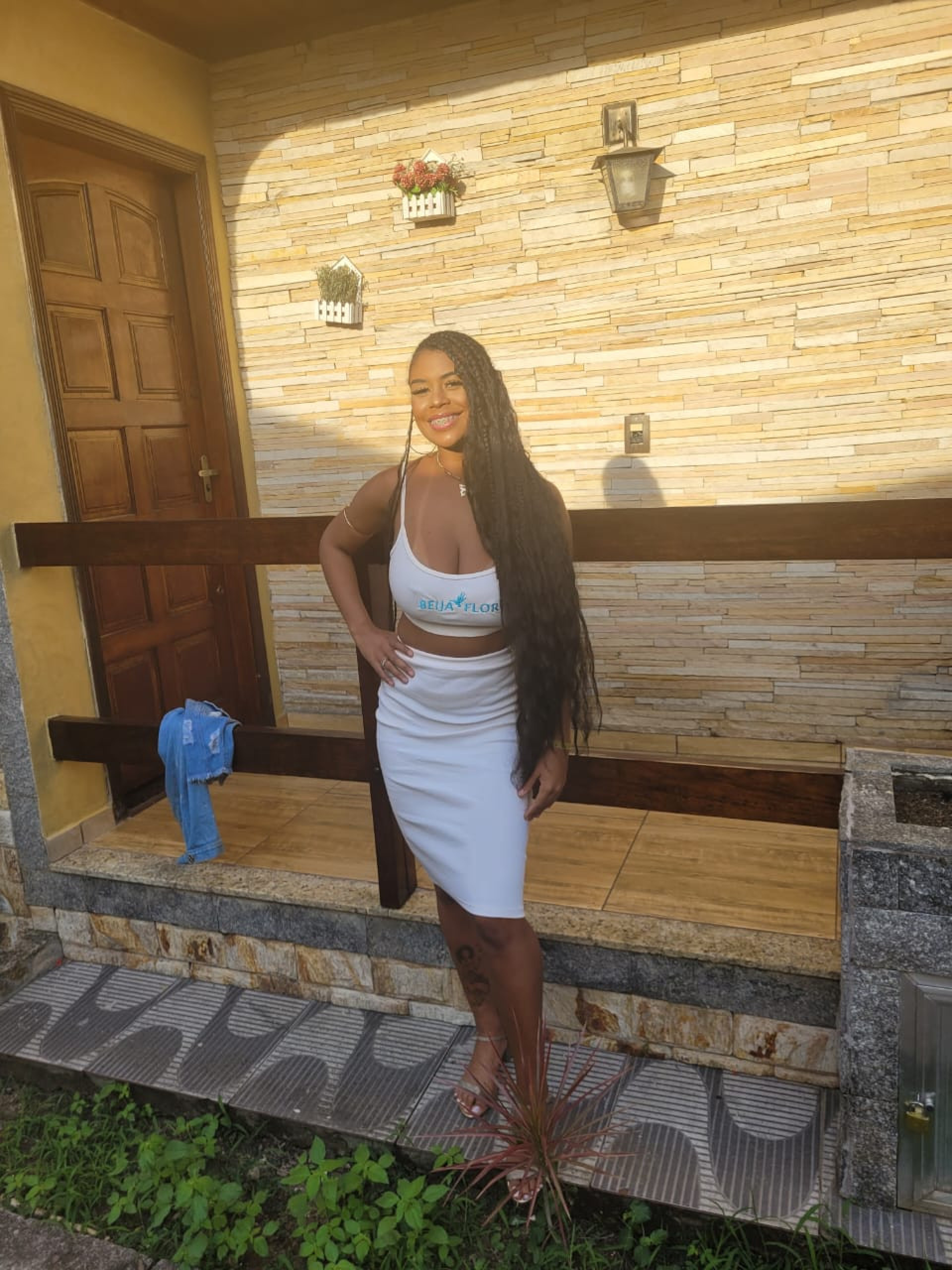 A sambista e estudante universitária Luana Rios Maurício Oliveira morreu, há uma semana, vítima de um câncer no cérebro 