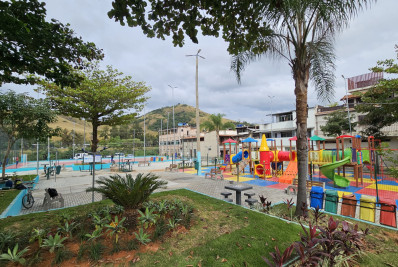 Após reforma, Praça Zaqueu, no Triângulo, é entregue à população