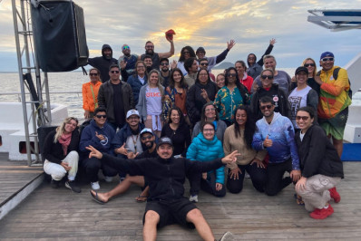 Búzios abre temporada de avistamento de baleias-jubarte com capacitação prática em alto-mar