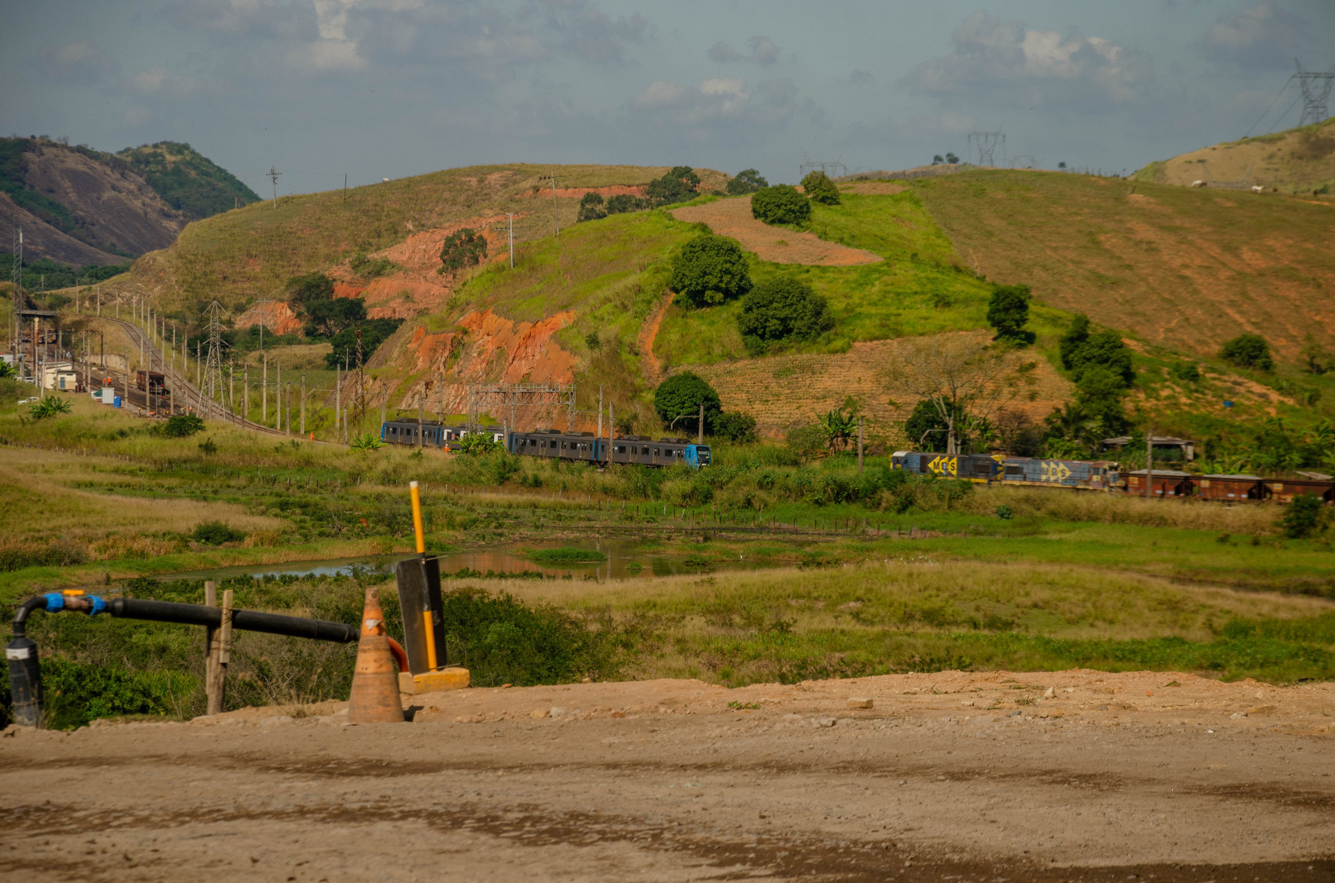 Essas visitas fazem parte de uma iniciativa cont&iacute;nua de educa&ccedil;&atilde;o ambiental desenvolvida no munic&iacute;pio, complementando palestras e outras atividades durante o M&ecirc;s do Meio Ambiente - Lucas Alexandre / PMJ