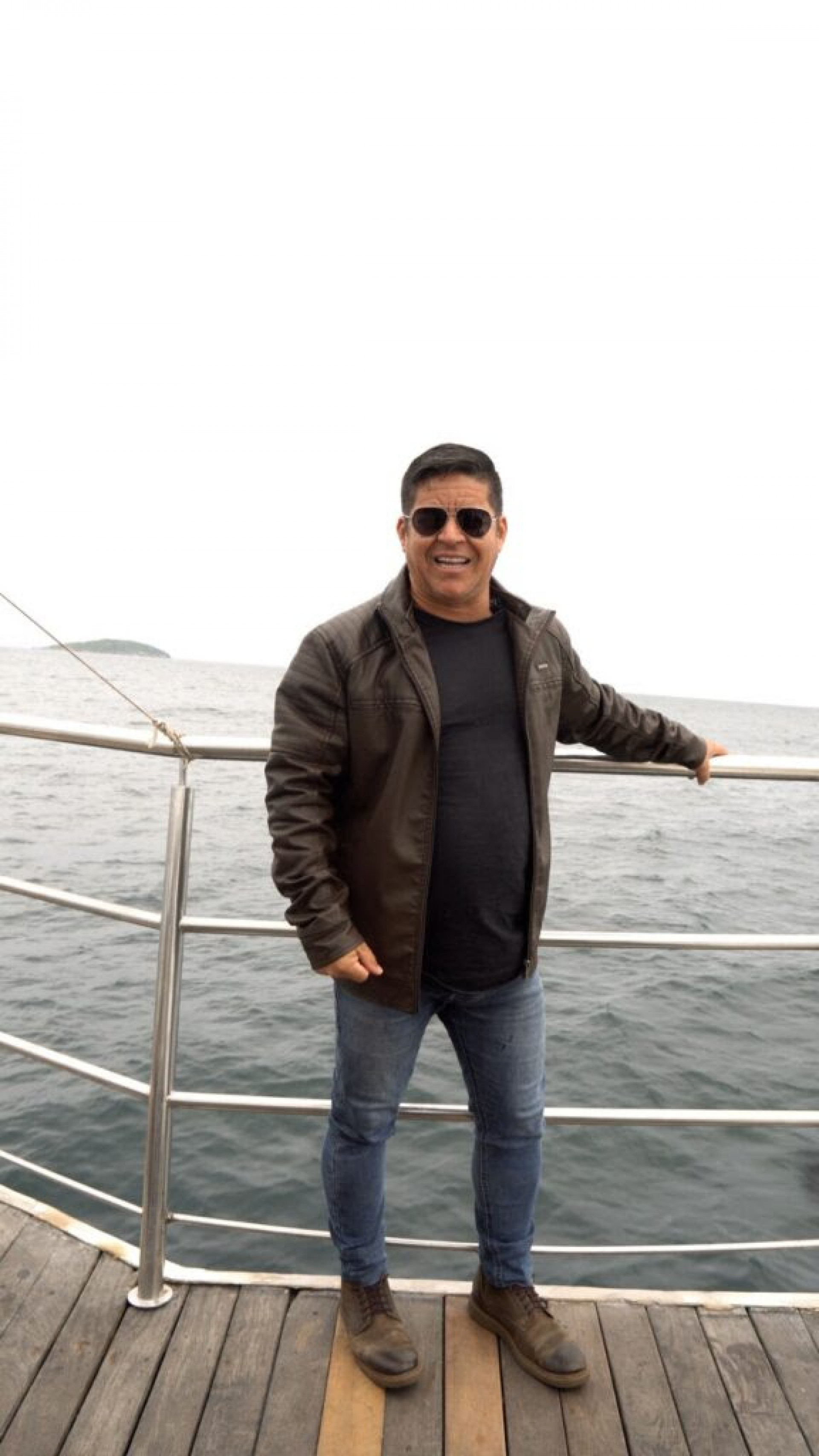 Capacita&ccedil;&atilde;o para operadores de turismo sobre a observa&ccedil;&atilde;o de baleias e golfinhos - Ascom 