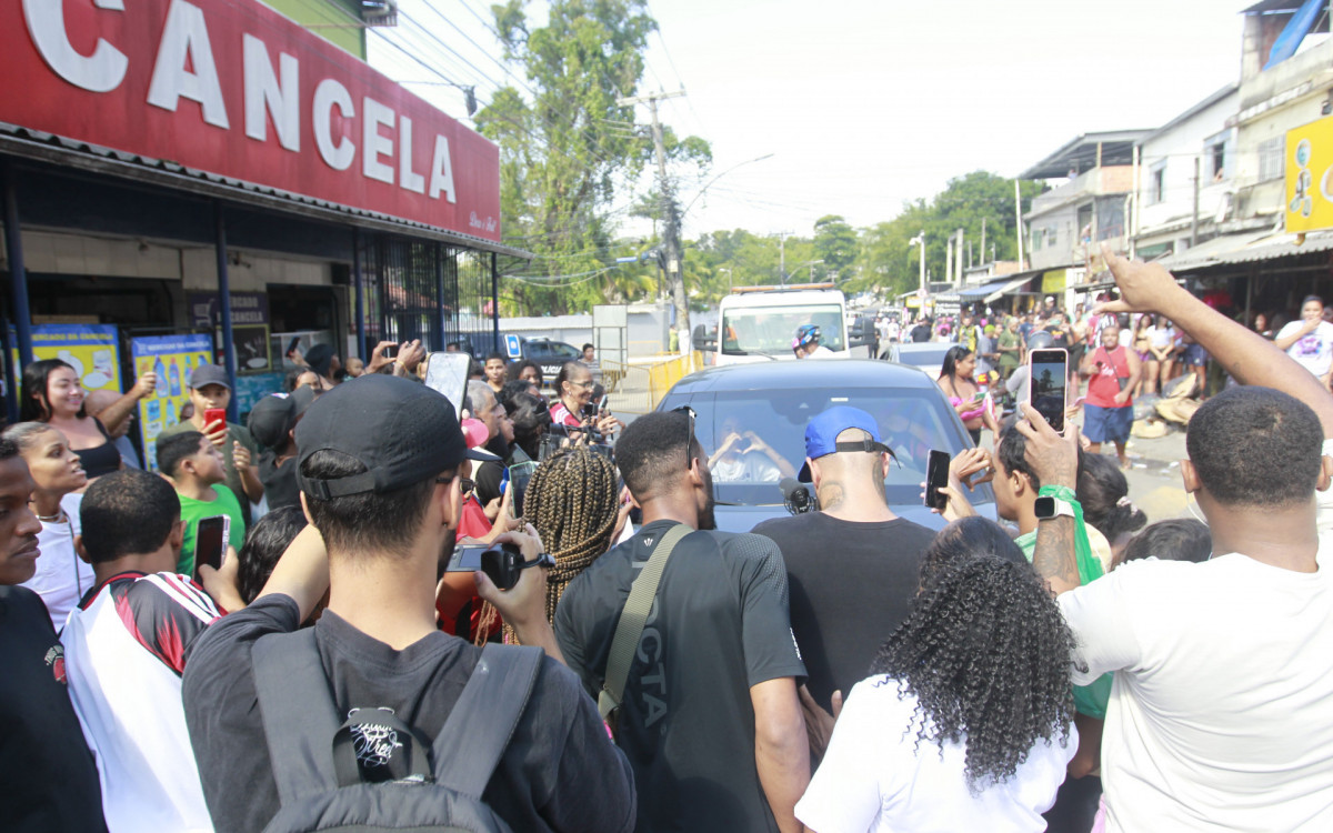 Saída de Poze do Rodo da prisão, nesta terça-feira (03).