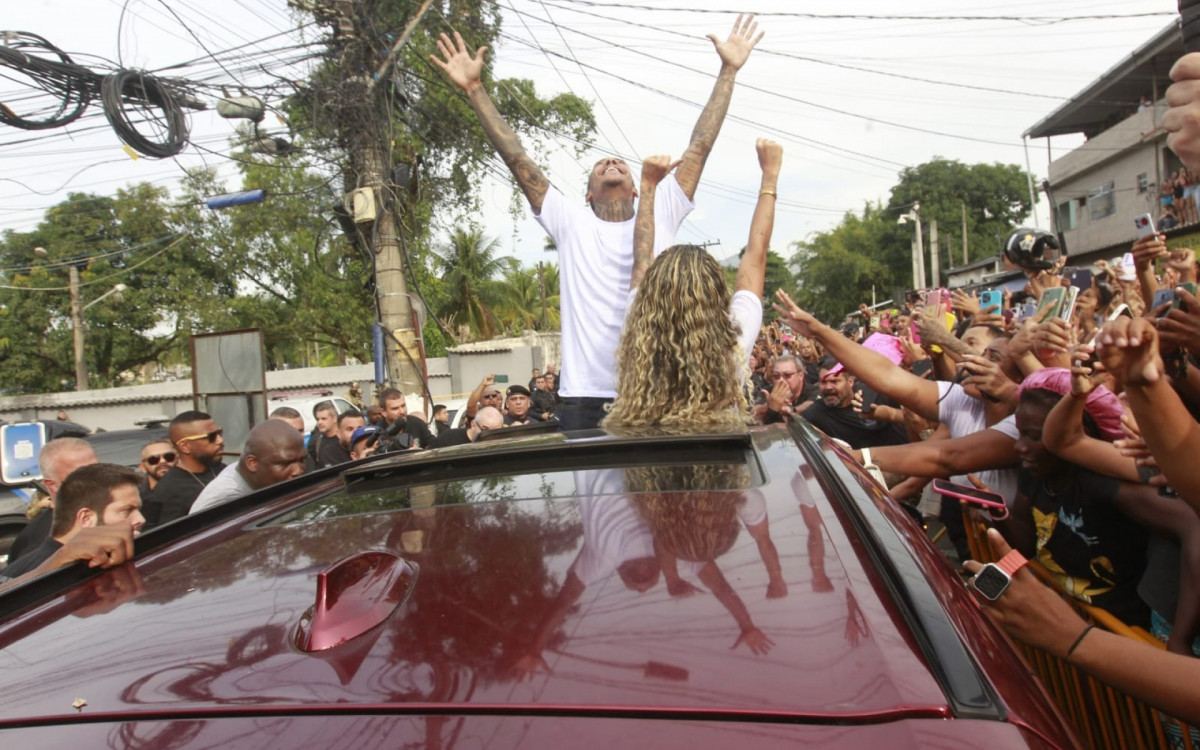 MC Poze do Rodo após cinco dias preso por ligação com facção criminosa