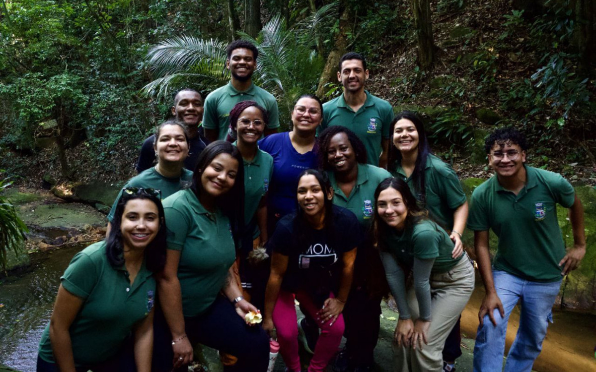 A atividade fez parte da programação da Semana do Meio Ambiente e teve como cenário a APA Pico da Coragem