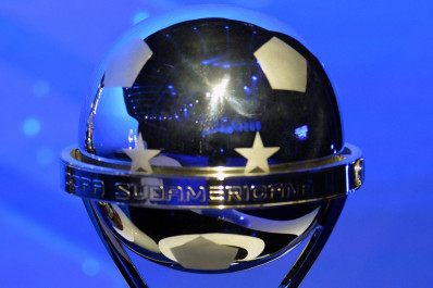 Playoffs da Sul-Americana: veja datas e horários dos jogos do Vasco