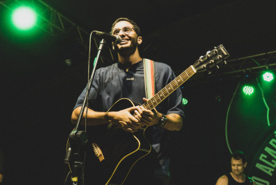 Casa da Cultura aldeense recebe concerto especial de voz e violão nesta quarta-feira (4)