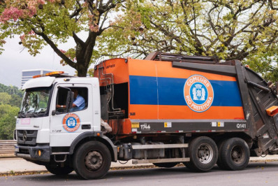 Comlurb publica edital para 400 vagas temporárias de gari