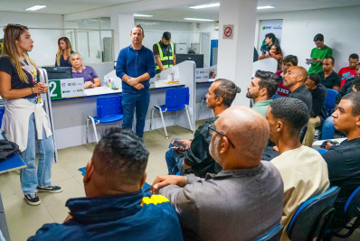 Casa do Trabalhador intermedia vagas para novo centro do Mercado Livre em Meriti