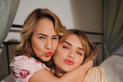 Mãe de Rafa Kalimann celebra a gravidez da filha