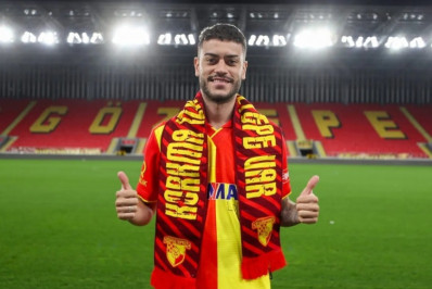 Botafogo faz contatos por ex-atacante do Athletico-PR