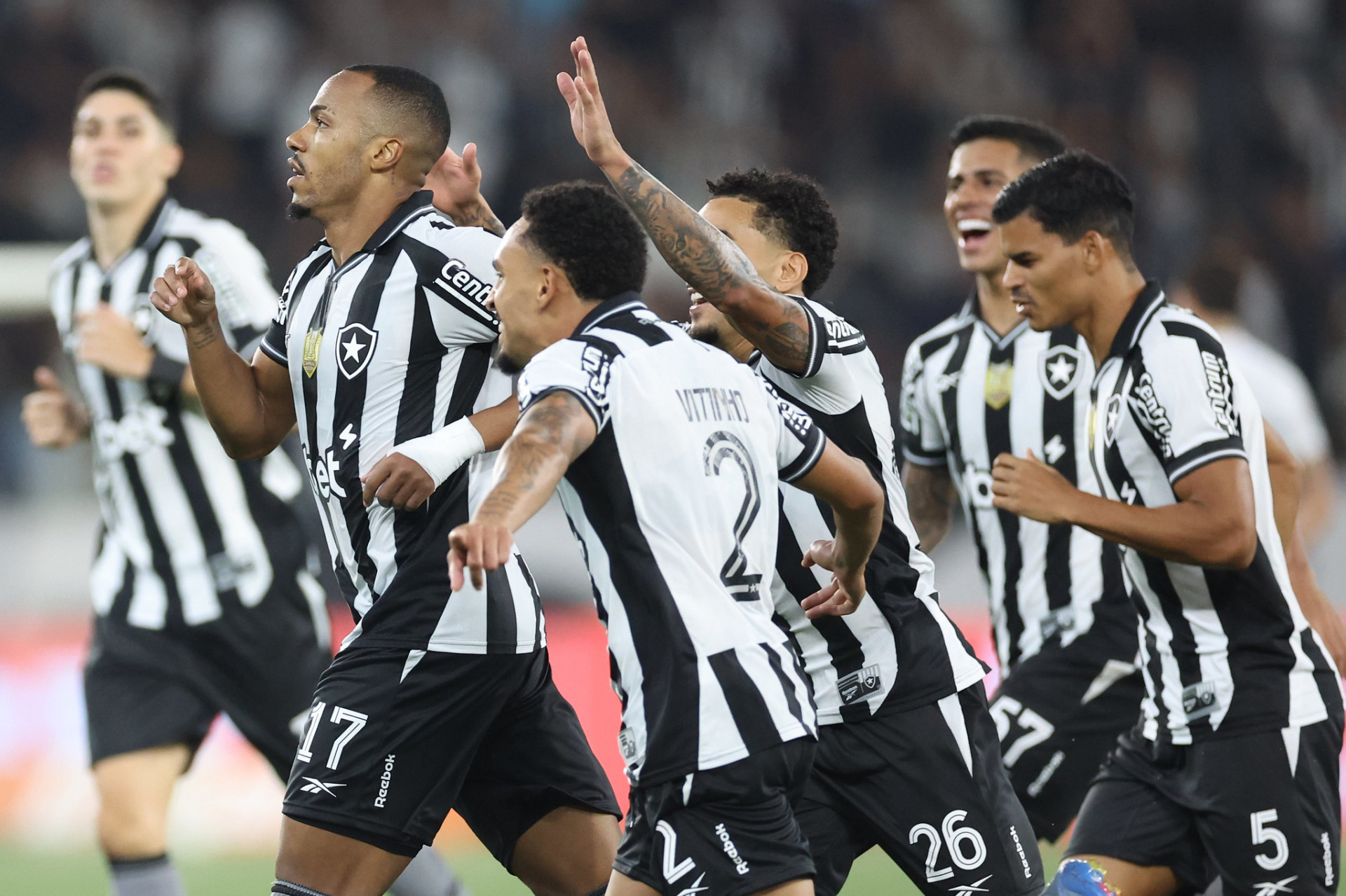 Festa dos jogadores do Botafogo após o gol de Marlon Freitas - Vítor Silva/Botafogo
