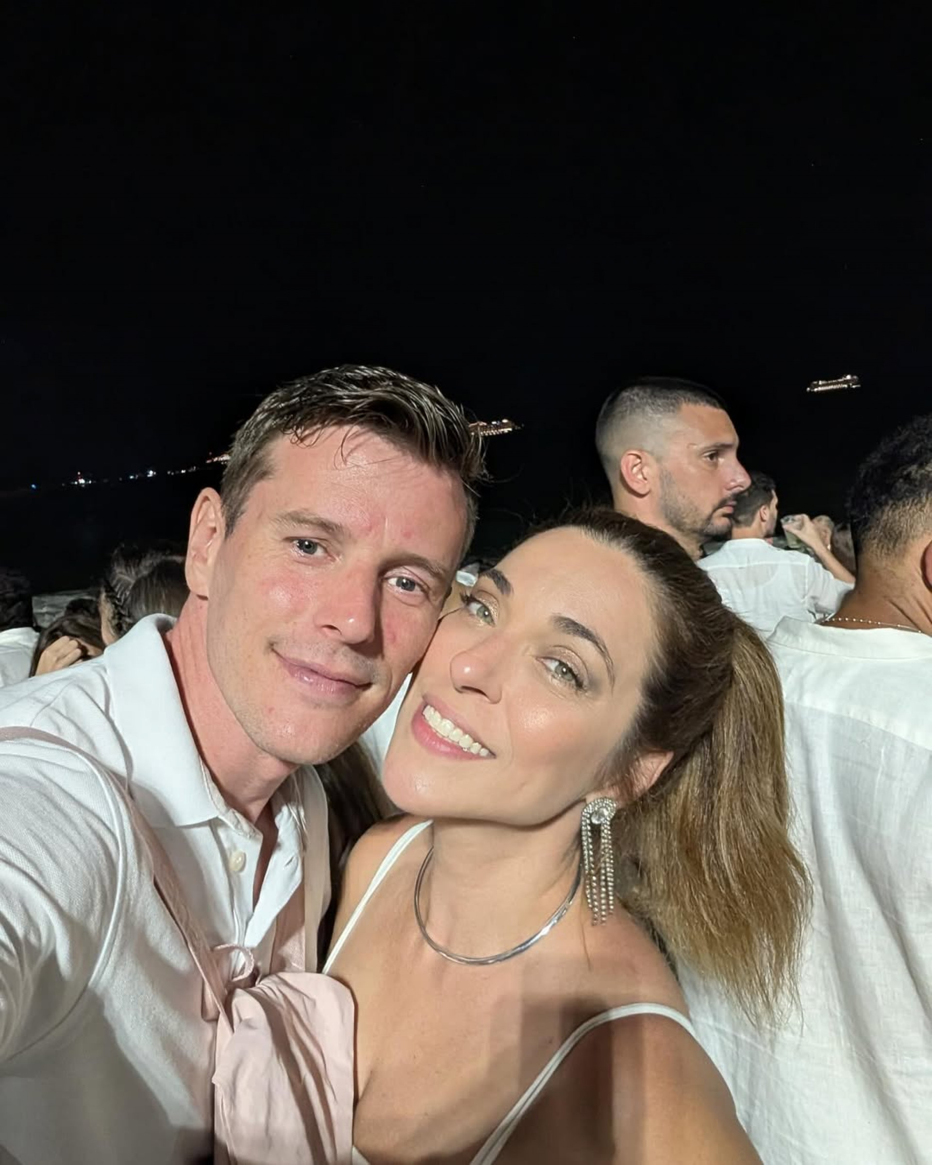 Júlia Rabello e o namorado holandês Bart - Reprodução / Instagram