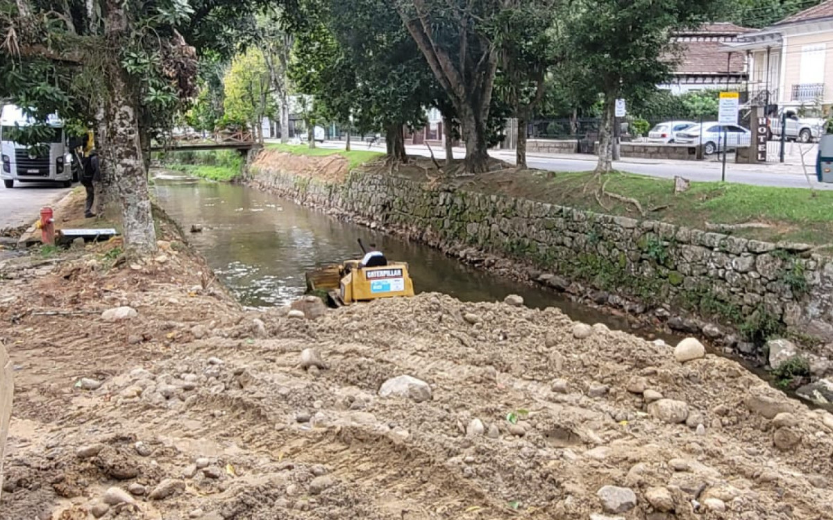 Frentes de trabalho em Petrópolis